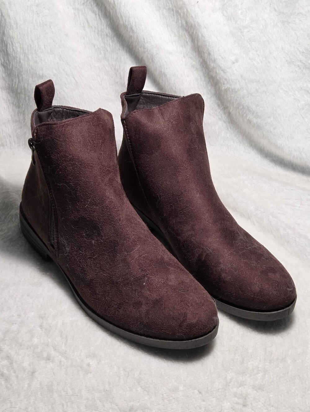 Ardene Women's 11 Chocolate Suede Side Zipper Ankle Booties
